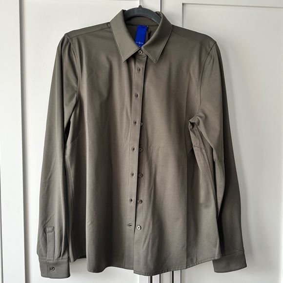 BNWT Kit and Ace “On the Move Blouse” - Picture 2 of 4